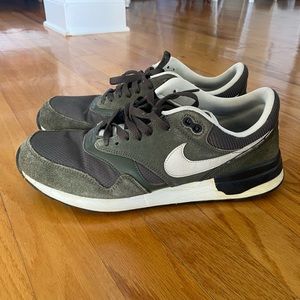 NIKE AIR ODYSSEY Suede Army Green Mens Sz 10.5 652989-303